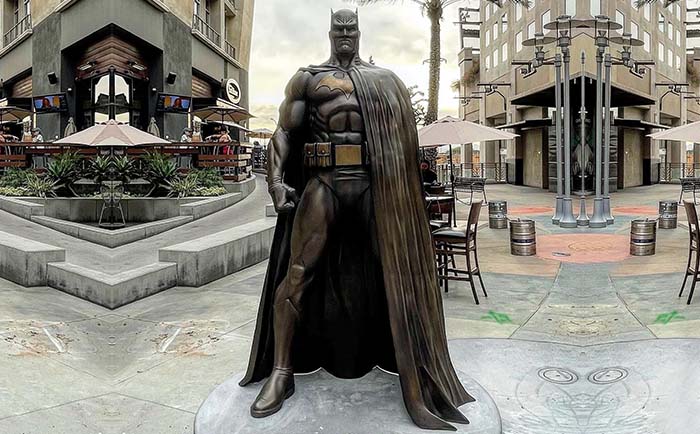 漫威人物铜蝙蝠侠雕塑